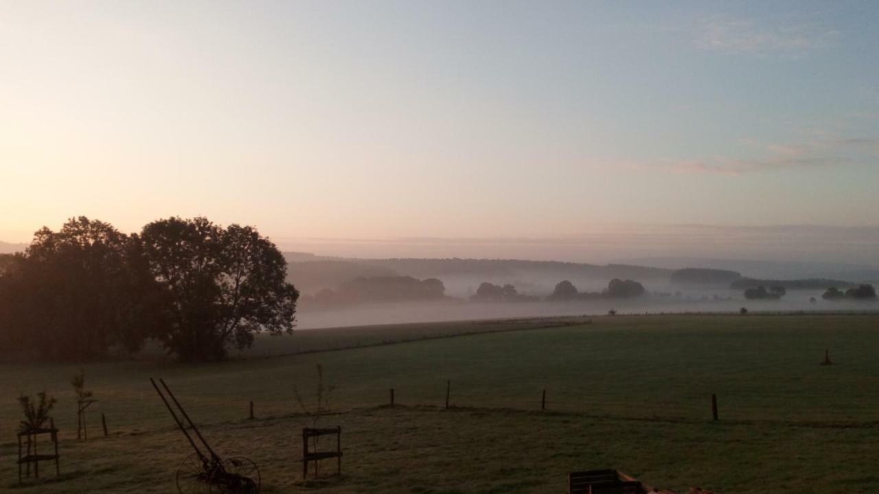 La Croisee Des Champs, Gite Entre Durbuy Et La Roche En Ardenne Érezée Buitenkant foto